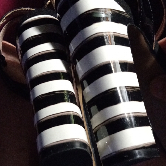 Betsey Johnson Striped Heels with Floral Accents - Picture 9 of 9